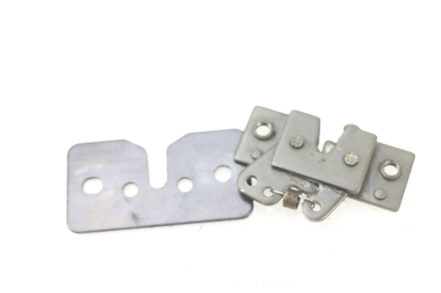 photo de CERRADURA DE ASIENTO PEUGEOT SATELIS 125 (2010 - 2012)