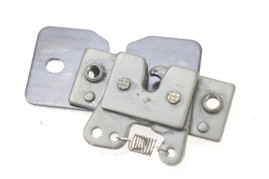 photo de CERRADURA DE ASIENTO PEUGEOT SATELIS 125 (2010 - 2012)