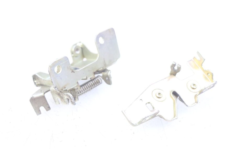 photo de CERRADURA DE ASIENTO SELECT UP OCTALIS 125 (2007 - 2012)