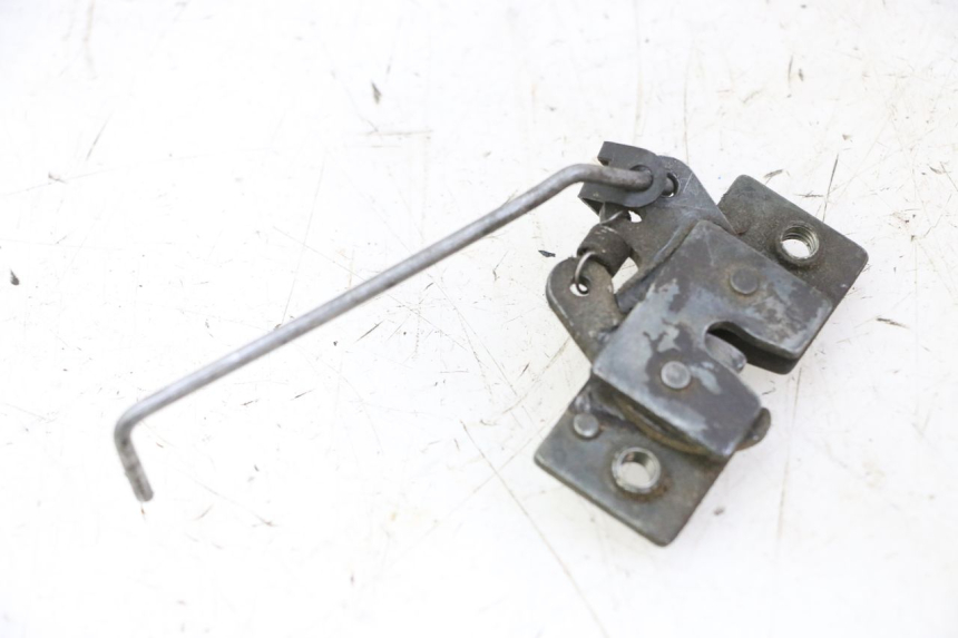 photo de CERRADURA DE ASIENTO PEUGEOT SPEEDAKE 50 (1995 - 1997)