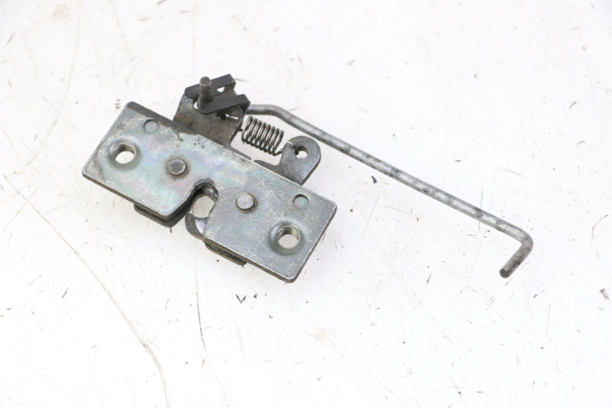 photo de CERRADURA DE ASIENTO PEUGEOT SPEEDAKE 50 (1995 - 1997)