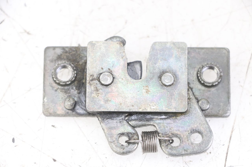 photo de CIERRE ASIENTO HOOK PEUGEOT SPEEDFIGHT 2 LC 50 (2000 - 2009)