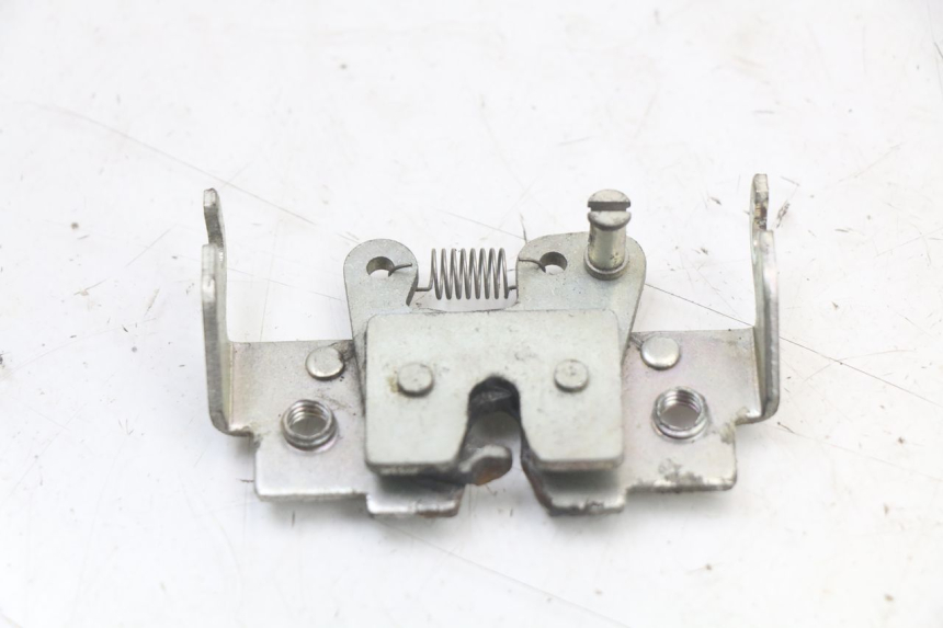photo de CIERRE ASIENTO HOOK SUZUKI BURGMAN 125 (2018 - 2021)