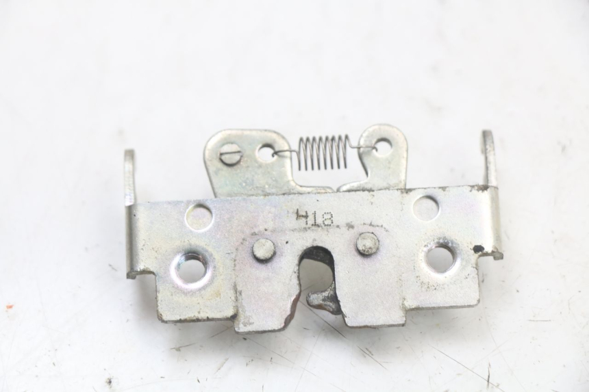 photo de CIERRE ASIENTO HOOK SUZUKI BURGMAN 125 (2018 - 2021)