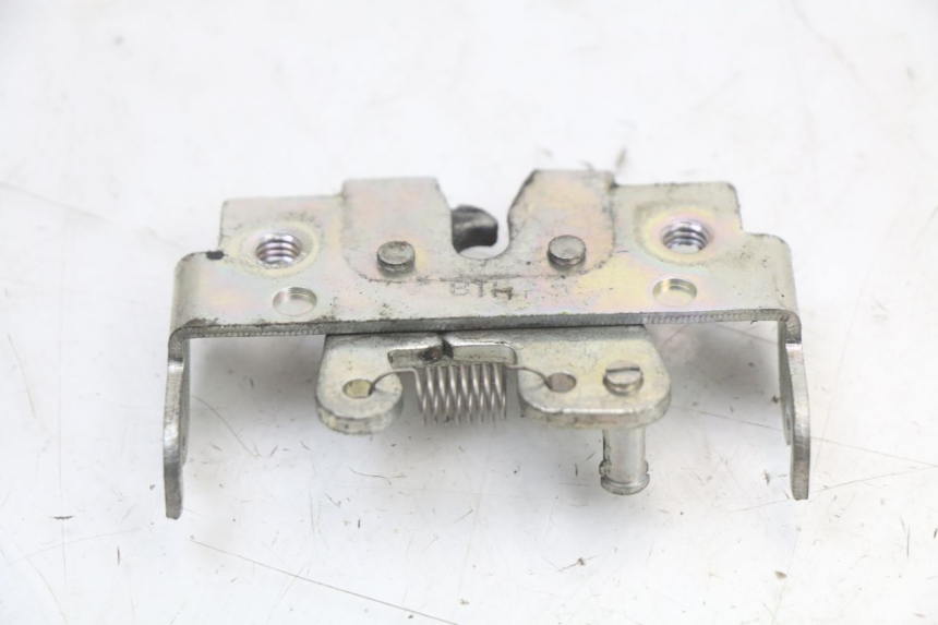 photo de CIERRE ASIENTO HOOK SUZUKI BURGMAN 125 (2018 - 2021)