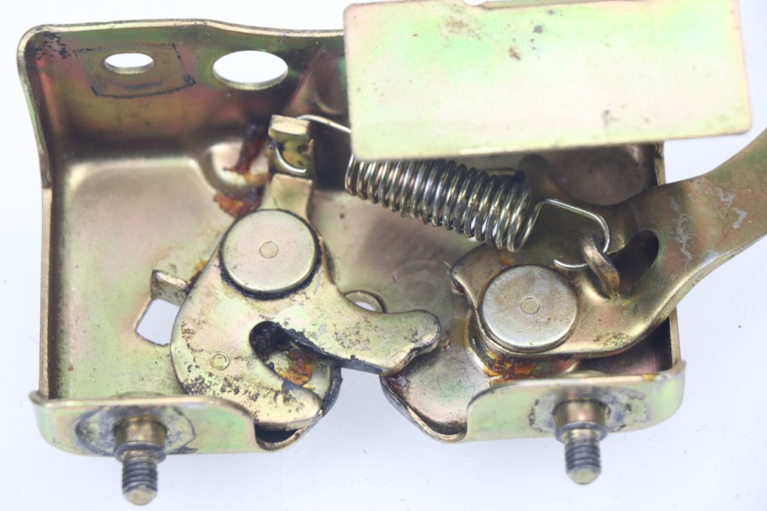 photo de CIERRE ASIENTO HOOK PEUGEOT SV 80 (1993 - 1997)