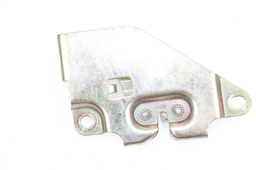 photo de CIERRE ASIENTO HOOK SYM GTS 250 (2005 - 2008)