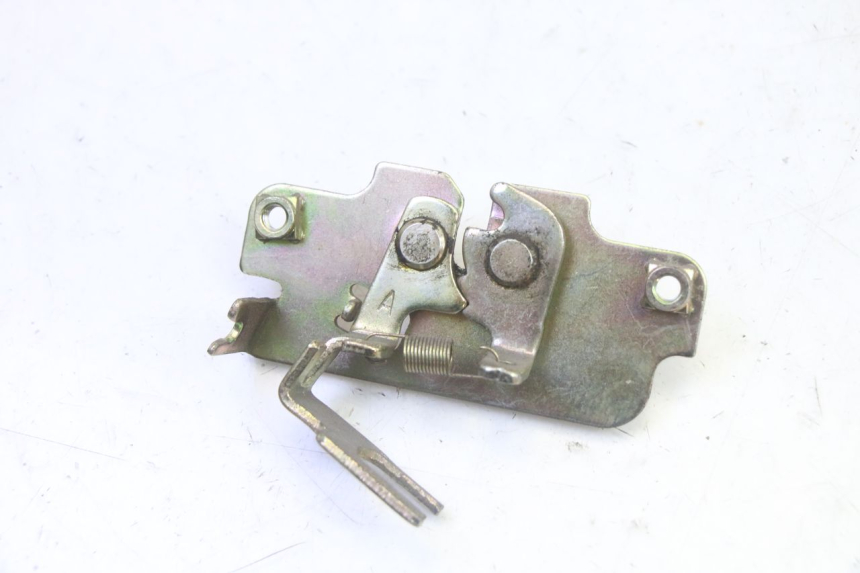 photo de CIERRE ASIENTO HOOK PEUGEOT TWEET PRO CARGO 50 (2018 - 2020)