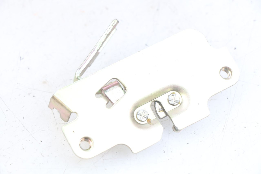 photo de CERRADURA DE ASIENTO PEUGEOT TWEET 125 (2018 - 2021)