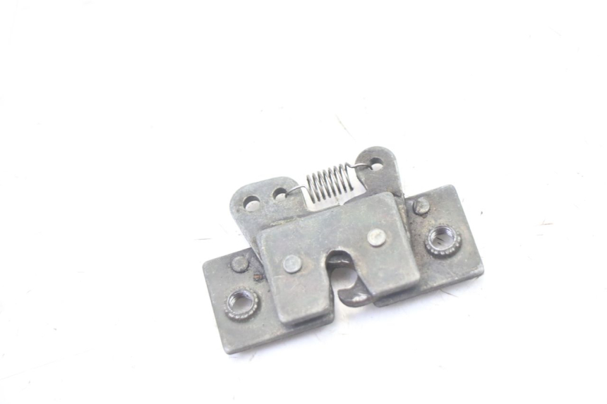 photo de CIERRE ASIENTO HOOK PEUGEOT VIVACITY 50 (2004 - 2009)