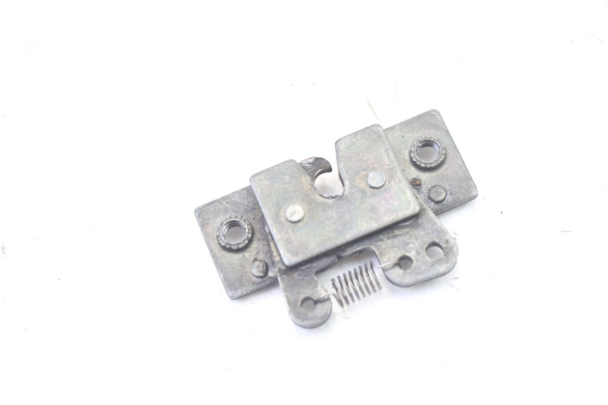 photo de CIERRE ASIENTO HOOK PEUGEOT VIVACITY 50 (2004 - 2009)