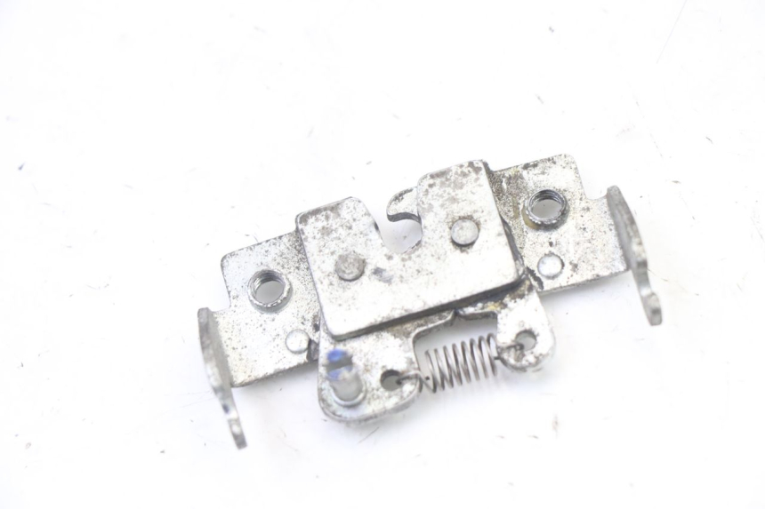 photo de CERRADURA DE ASIENTO YAMAHA X-MAX XMAX 125 (2010 - 2014)