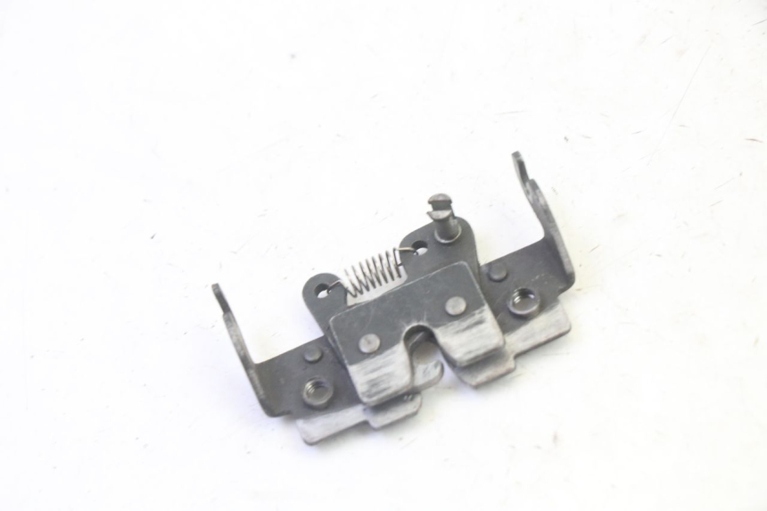 photo de CERRADURA DE ASIENTO YAMAHA X-MAX XMAX 125 (2010 - 2014)