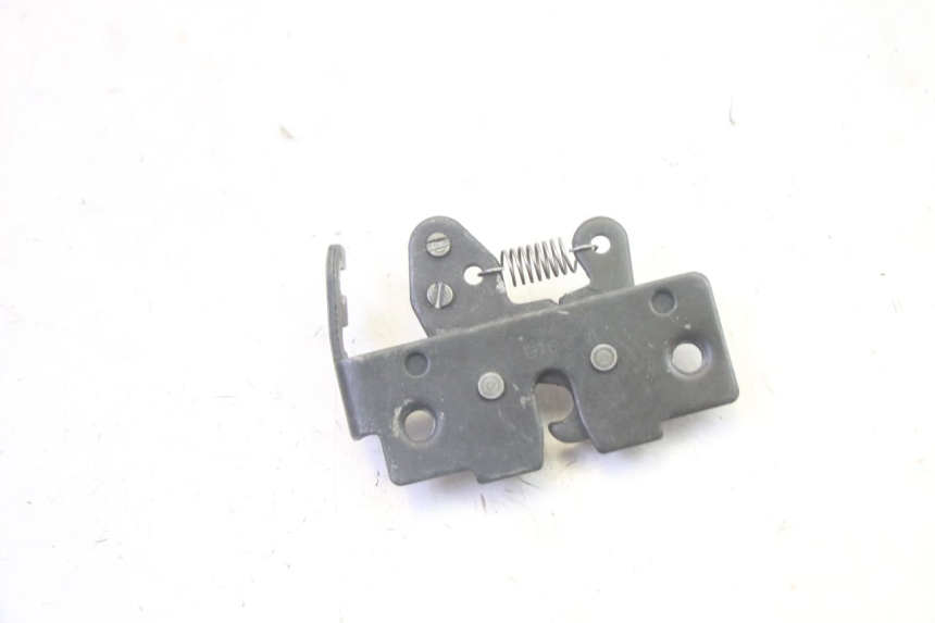 photo de CERRADURA DE ASIENTO PIAGGIO XEVO - X EVO 125 (2007 - 2016) - Zoom estado de uso