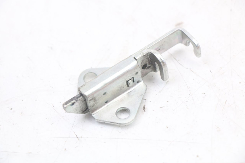 photo de CIERRE ASIENTO HOOK YAMAHA XJ6 ABS 600 (2008 - 2016)