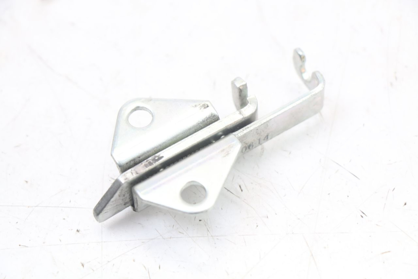 photo de CIERRE ASIENTO HOOK YAMAHA XJ6 ABS 600 (2008 - 2016)