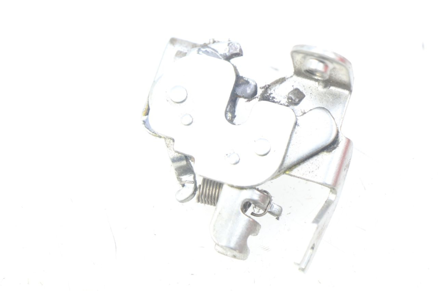 photo de CERRADURA DEL ASIENTO YAMAHA D'ELIGHT DELIGHT 115 (2013 - 2017)