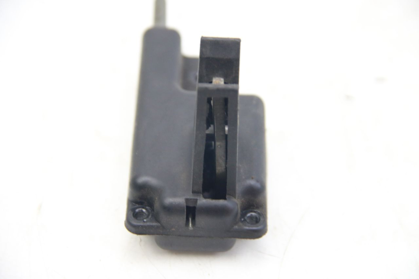 photo de CERRADURA DE ASIENTO PIAGGIO ZIP 4T 50 (2018 - 2020)