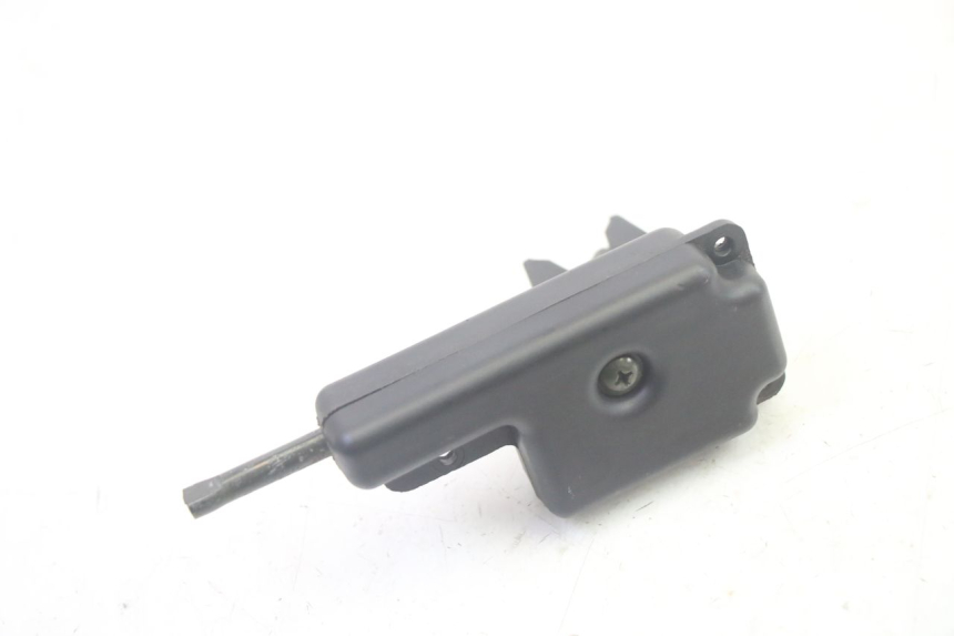 photo de CERRADURA DE ASIENTO PIAGGIO ZIP 4T 50 (2018 - 2020) - Zoom estado de uso