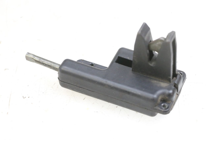 photo de CERRADURA DE ASIENTO PIAGGIO ZIP 4T 50 (2018 - 2020) - Vista principal