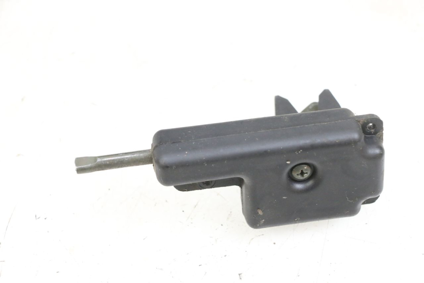 photo de CERRADURA DE ASIENTO PIAGGIO ZIP 4T 50 (2018 - 2020) - Zoom estado de uso