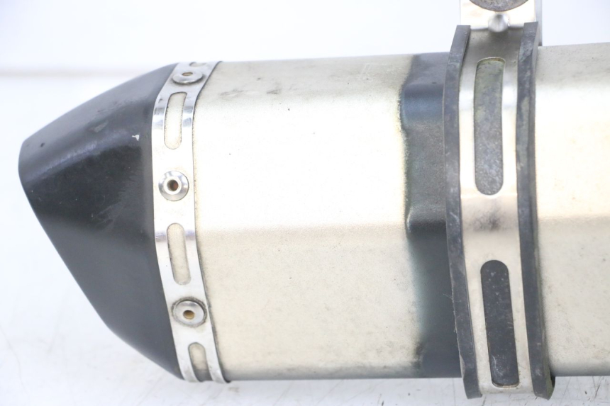 photo de ESCAPE HONDA CBF 500 (2004 - 2007)