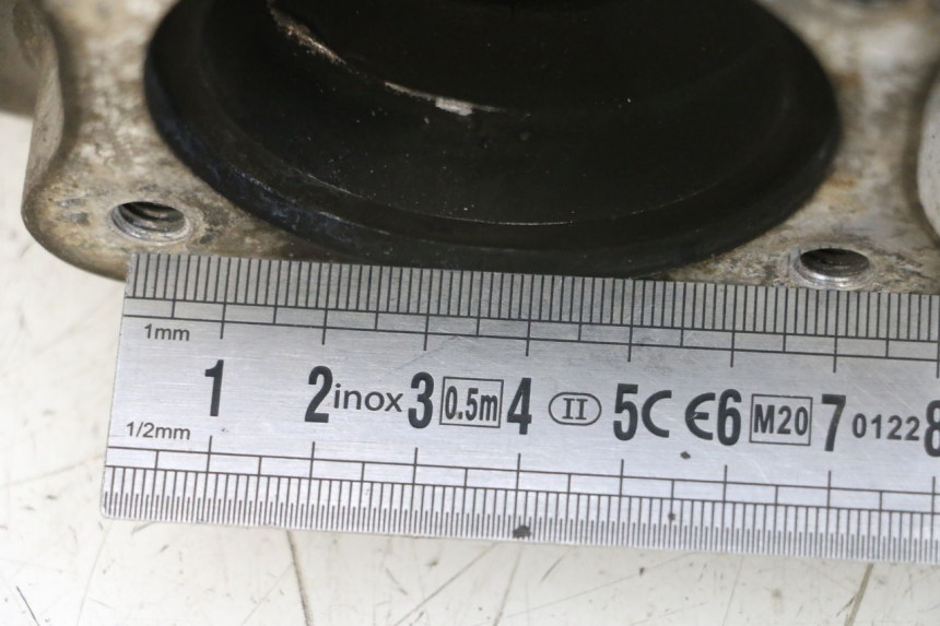 photo de ESCAPE SUZUKI GSXR GSX-R 1000 (2003 - 2004) - Recambio usado revisado