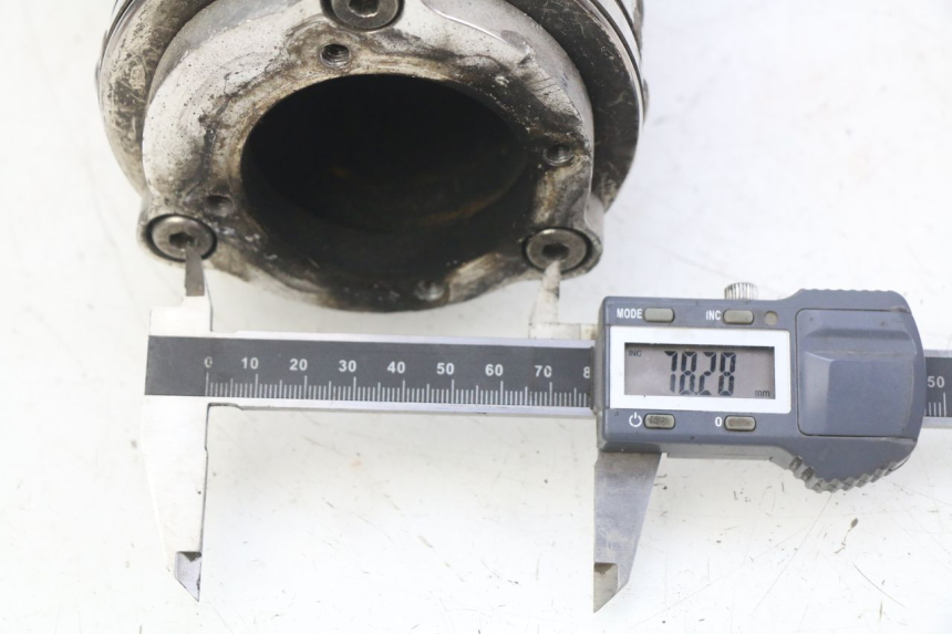 photo de ESCAPE KAWASAKI ZZR 600 (1995 - 2004)