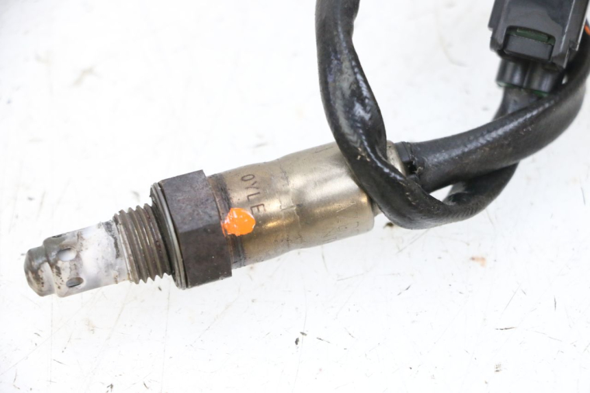 photo de SONDA LAMBDA PIAGGIO MP3 HPE 300 (2019 - 2026) - Zoom estado de uso