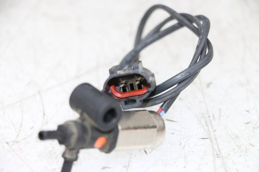 photo de SENSOR DE PRESIÓN DE AIRE KYMCO AGILITY 4T 50 (2018 - 2022) - Zoom estado de uso