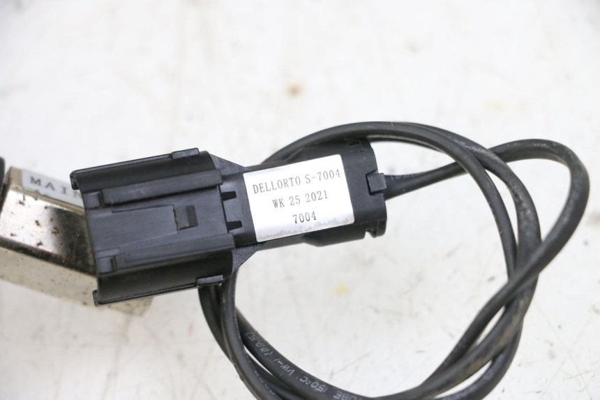 photo de SENSOR DE PRESIÓN DE AIRE KYMCO AGILITY 4T 50 (2018 - 2022) - Primer plano técnico