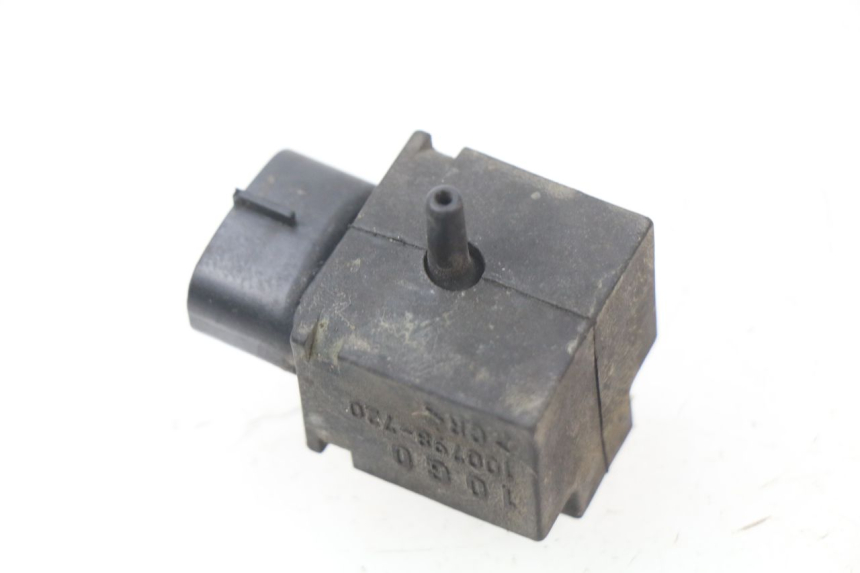 photo de SENSOR DE PRESIÓN DE AIRE SUZUKI BURGMAN 650 (2002 - 2004)