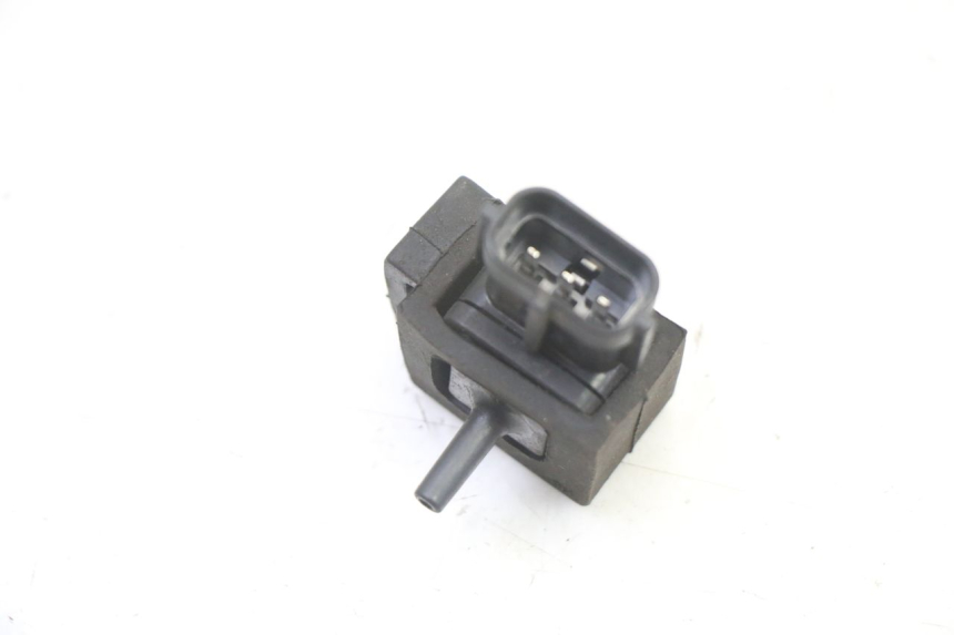 photo de SENSOR DE PRESIÓN DE AIRE SUZUKI BURGMAN 125 (2007 - 2014)