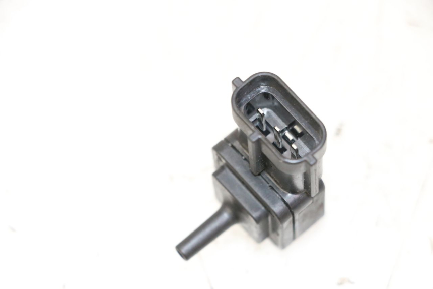 photo de SENSOR DE PRESIÓN DE AIRE SUZUKI BURGMAN 125 (2007 - 2014)