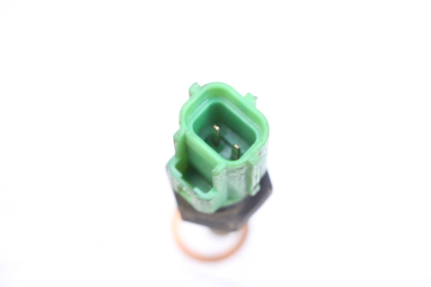 photo de SENSOR PRESION AIRE SUZUKI BURGMAN EXECUTIVE ABS 650 (2006 - 2012) - Zoom estado de uso