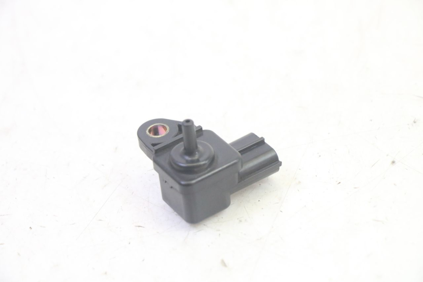 photo de SENSOR PRESION AIRE SUZUKI DL V STROM 1000 (2002 - 2007) - Detalle de la pieza