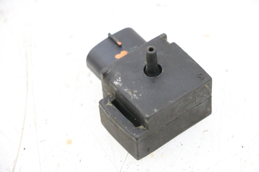 photo de SENSOR PRESION AIRE SUZUKI GSXR GSX-R 1000 (2003 - 2004) - Detalle de la pieza