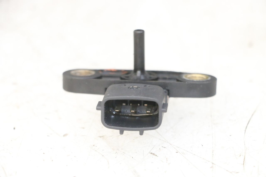photo de SENSOR PRESION AIRE PEUGEOT SATELIS COMPRESSOR K15 125 (2006 - 2009)