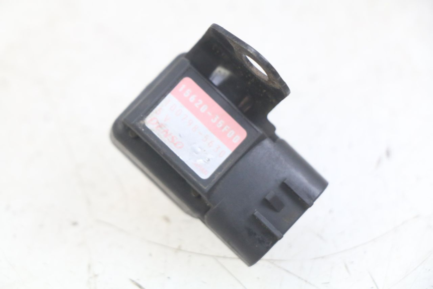 photo de SENSOR DE PRESIÓN DE AIRE SUZUKI BURGMAN 650 (2002 - 2004)