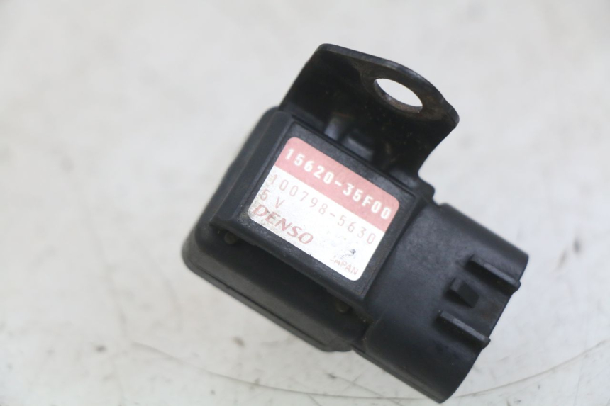 photo de SENSOR DE PRESIÓN DE AIRE SUZUKI BURGMAN 650 (2002 - 2004)