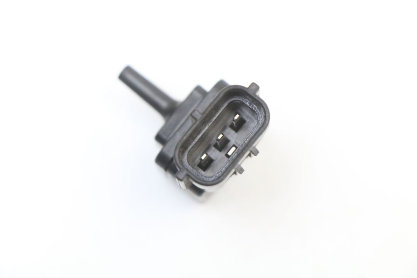 photo de SENSOR DE PRESIÓN DE AIRE SUZUKI BURGMAN 125 (2007 - 2014)