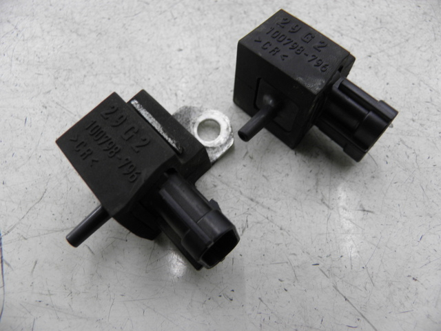 photo de SENSOR PRESION AIRE SUZUKI BURGMAN EXECUTIVE 650 (2008 - 2010)