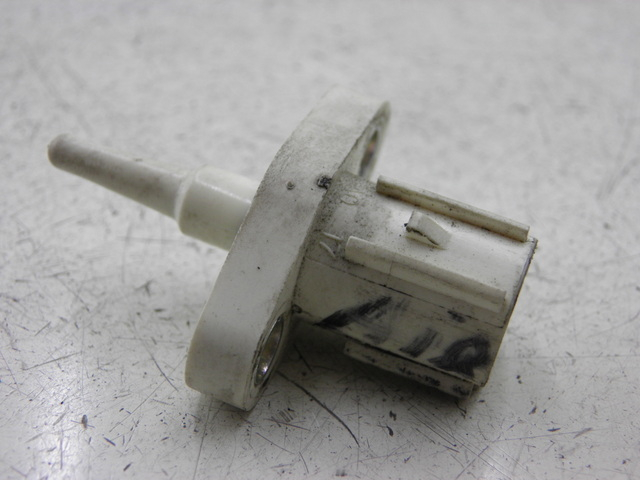 photo de SENSOR PRESION AIRE SYM MAXSYM I 400 (2011 - 2016)