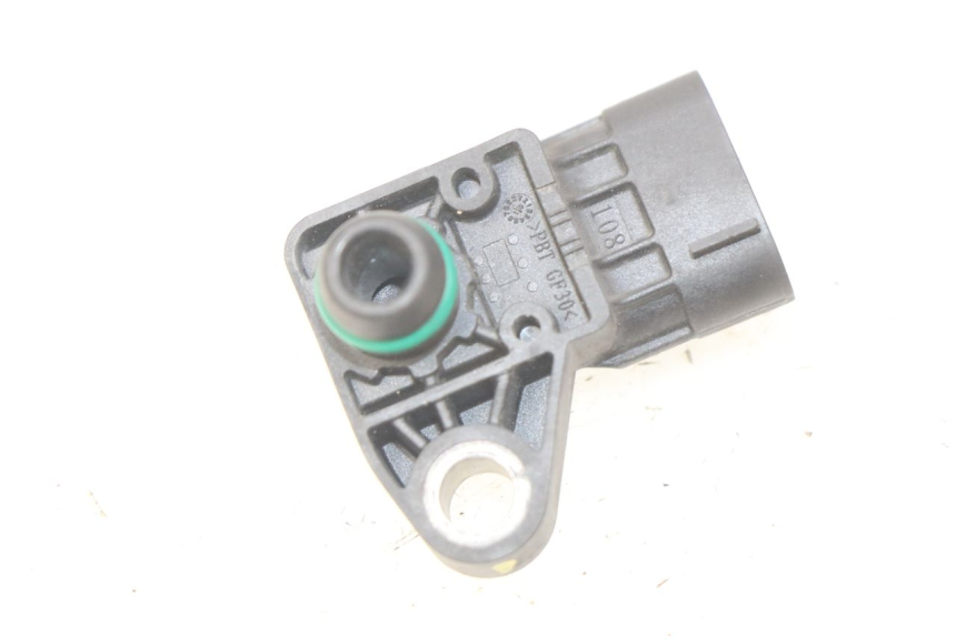 photo de SENSOR DE PRESIÓN DE AIRE PIAGGIO VESPA GTS IGET ABS 125 (2017 - 2023)