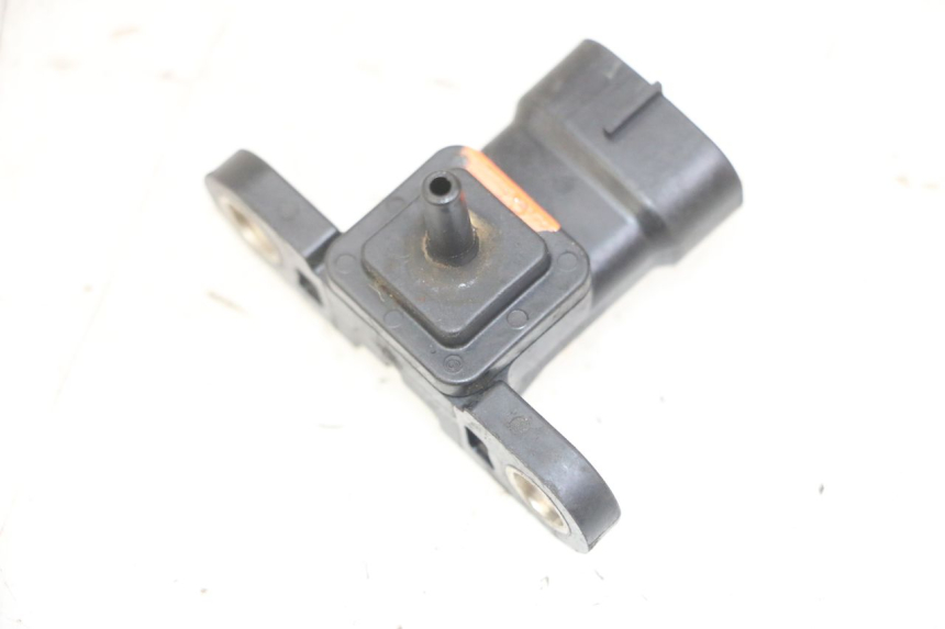 photo de SENSOR DE PRESIÓN DE AIRE YAMAHA XMAX X-MAX 125 (2006 - 2009)