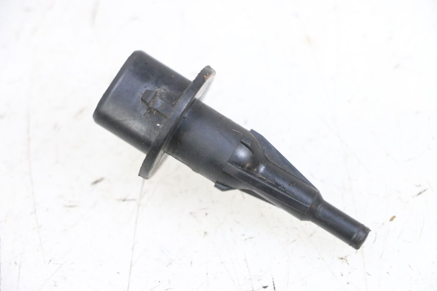 photo de SENSOR DE PRESIÓN DE AIRE YAMAHA XMAX X-MAX 125 (2006 - 2009) - Zoom estado de uso