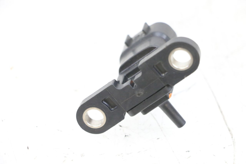 photo de SENSOR DE PRESIÓN DE AIRE YAMAHA XMAX X-MAX 125 (2006 - 2009) - Detalle de la pieza