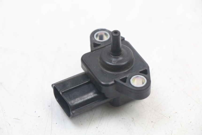photo de SENSOR DE PRESIÓN DE AIRE YAMAHA FJR ABS 1300 (2006 - 2012)