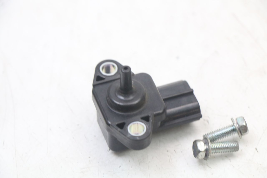 photo de SENSOR DE PRESIÓN DE AIRE YAMAHA FJR ABS 1300 (2006 - 2012)