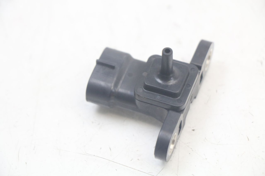 photo de SENSOR DE PRESIÓN DE AIRE YAMAHA XMAX X-MAX 125 (2006 - 2009)